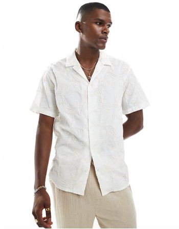 emboridery short sve shirt in cream