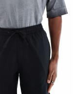 mid length pull on linen blend short in stone