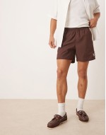 Icon 7 inch quick dry training shorts with zip pockets in black