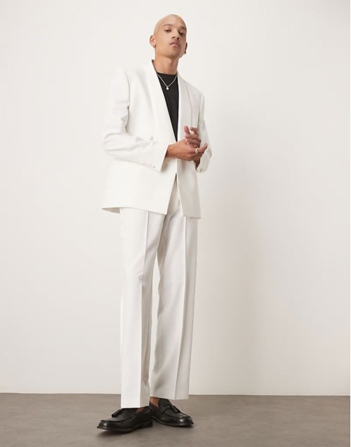 Comfortable regular tuxedo suit in white